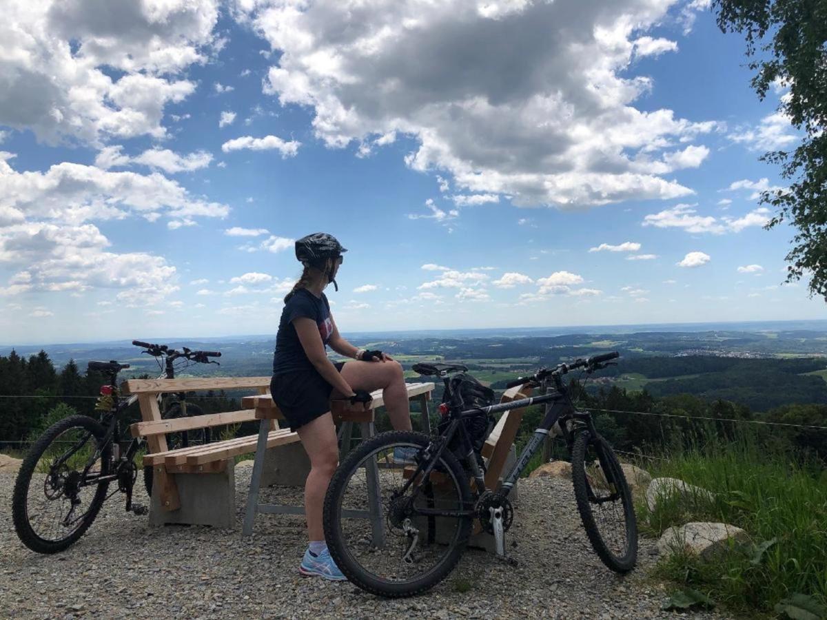 Ferienwohnungen Bauer - Auszeit Mit Ausblick Zenting エクステリア 写真